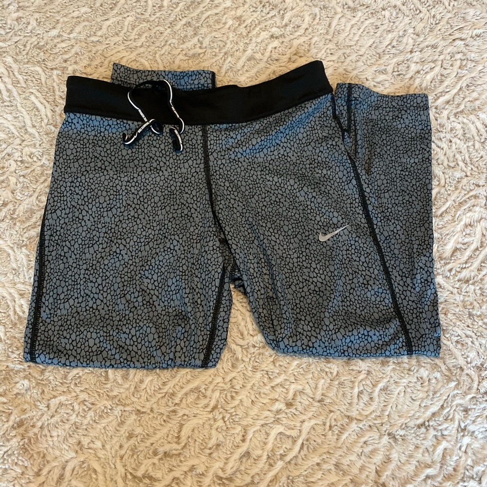 NIKE women’s running leggings